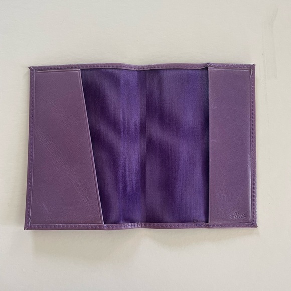 Abas leather passport holder. - Picture 4 of 5